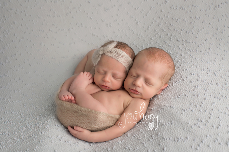 Twins Eden and Elias Pose During Their Newborn Session