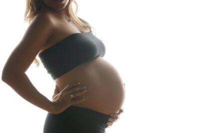 indoor maternity portraits hurricane utah